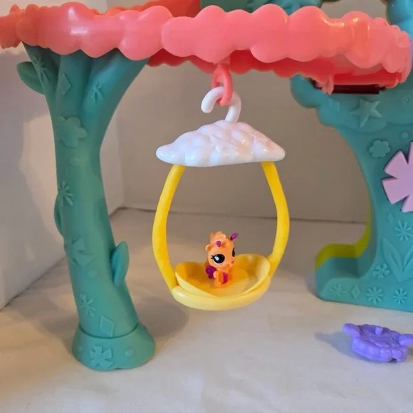 The Littlest Pet Shop Faries Fairy Fun Roller Coaster - Picture 8 of 16